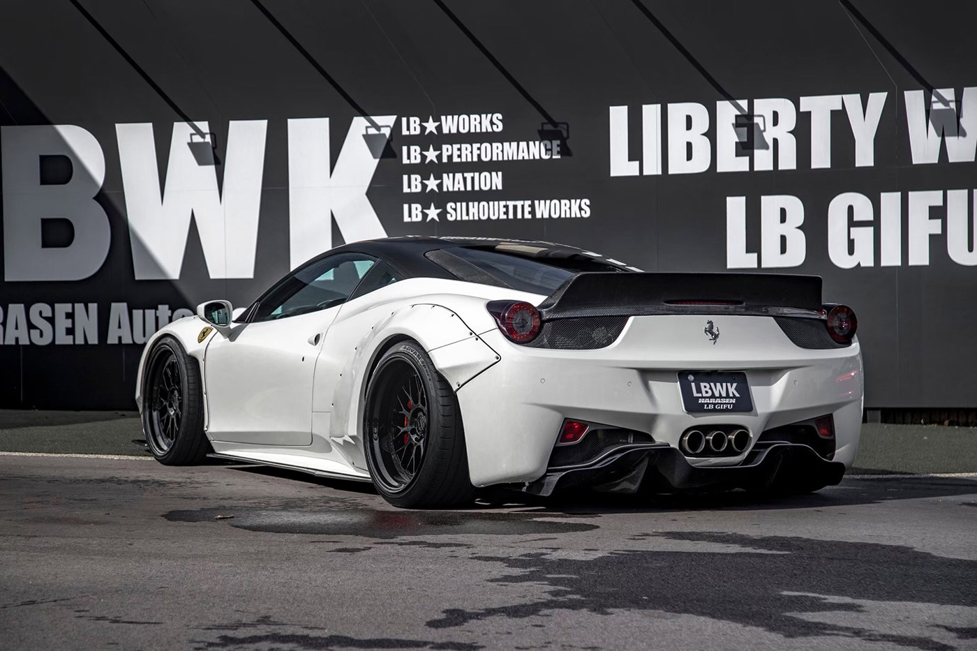 LB-WORKS-Ferrari-458-Italia00005
