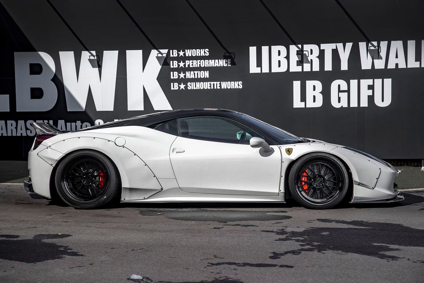 LB-WORKS-Ferrari-458-Italia00008