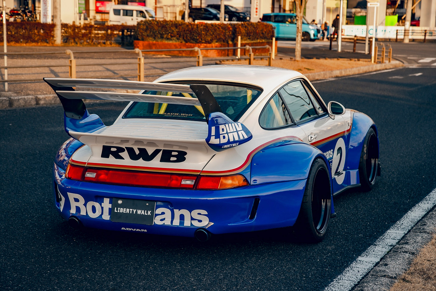 PORSCHE-99300001