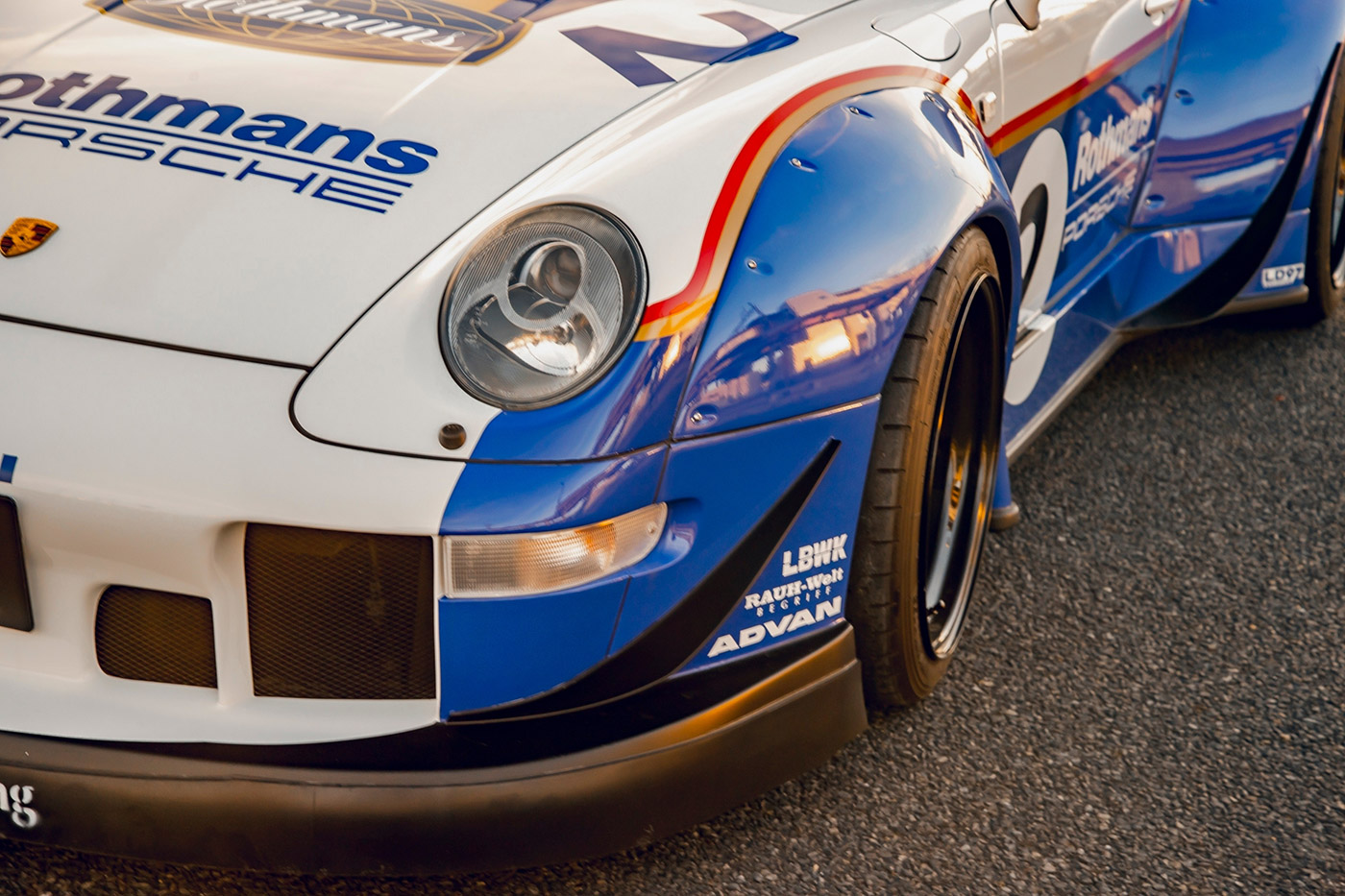 PORSCHE-99300012