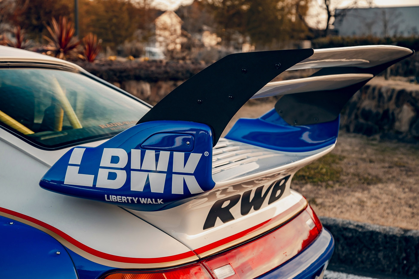 PORSCHE-99300016