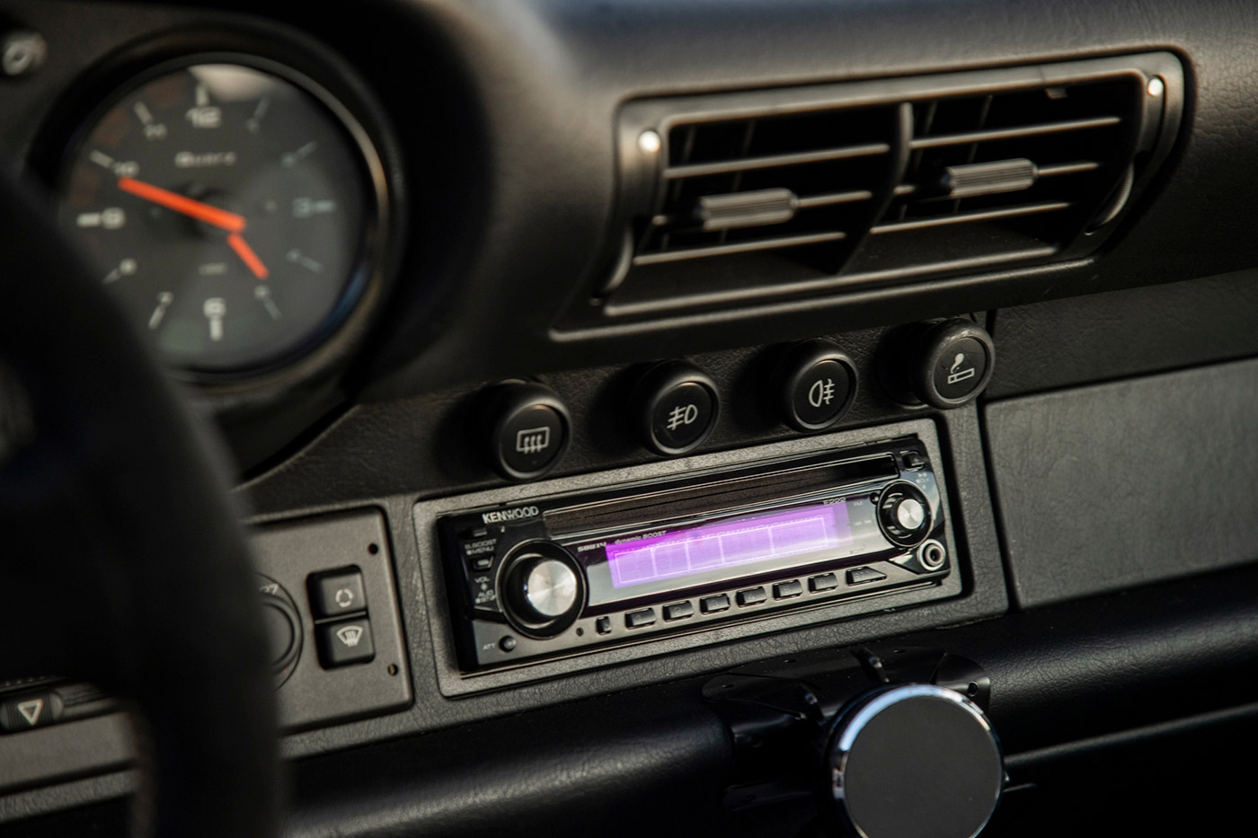 PORSCHE-99300027