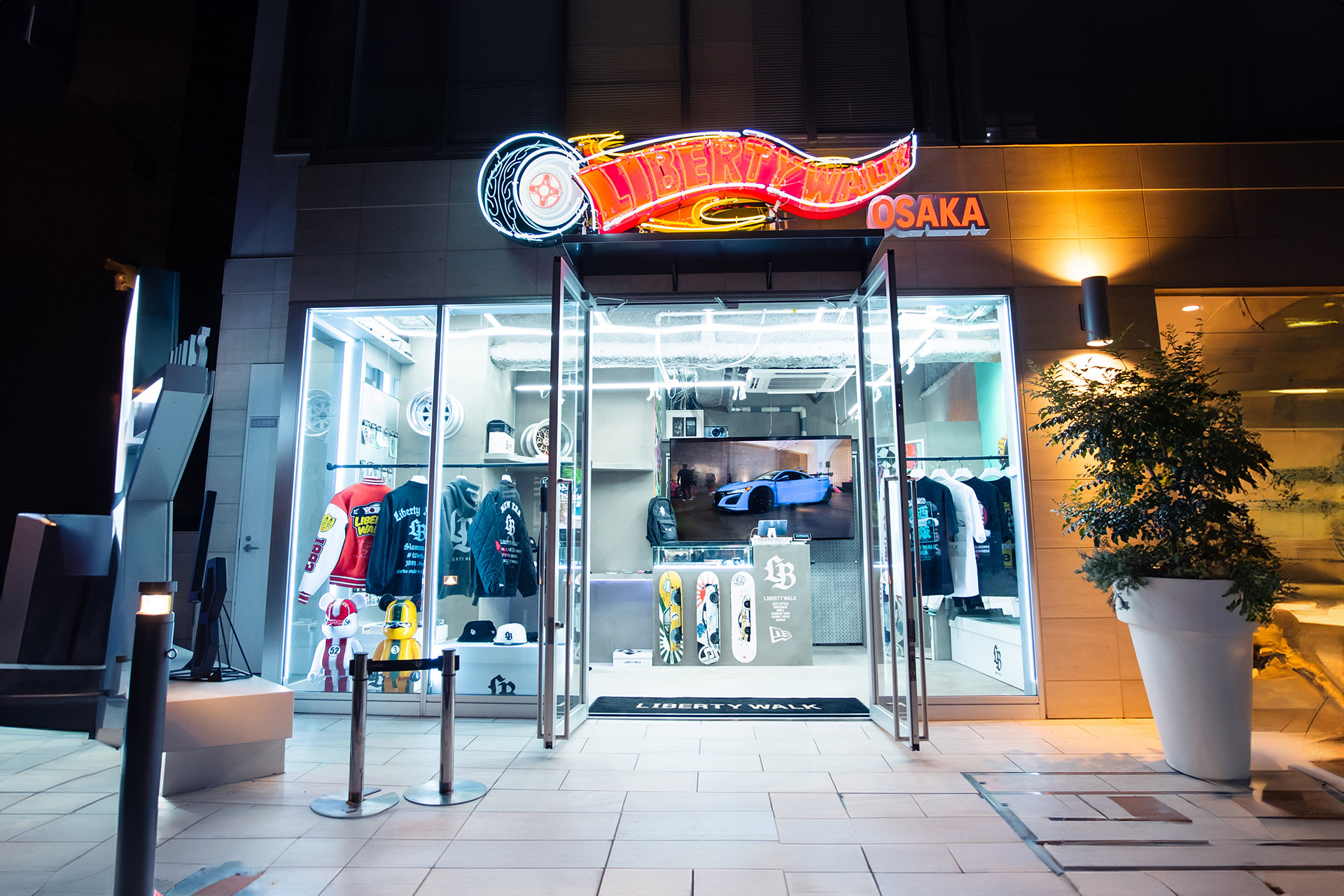 LIBERTY WALK OSAKA KANSAI