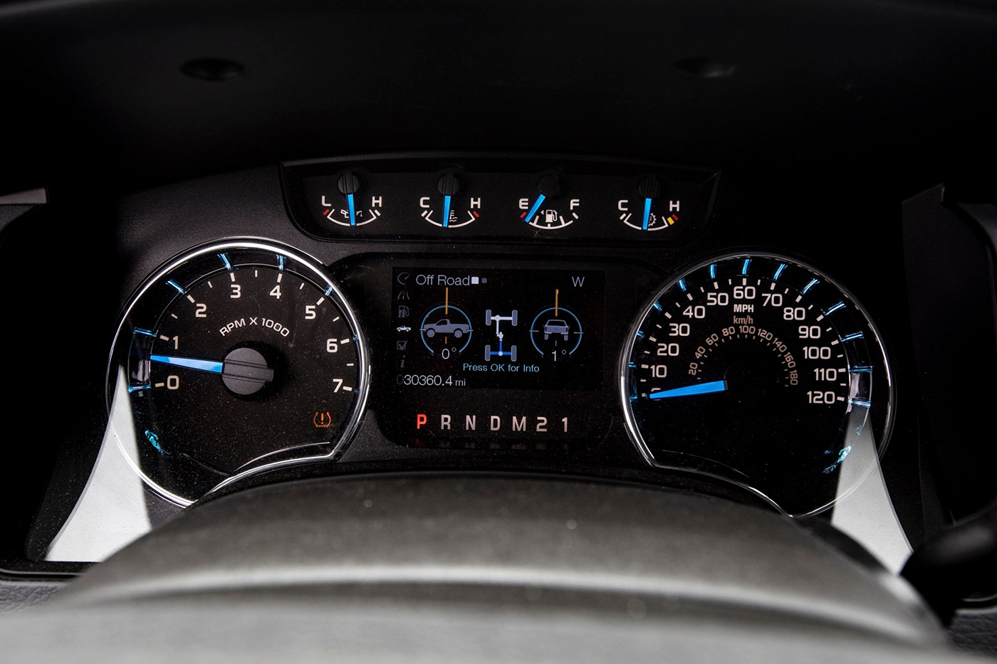 Ford-F-15000025