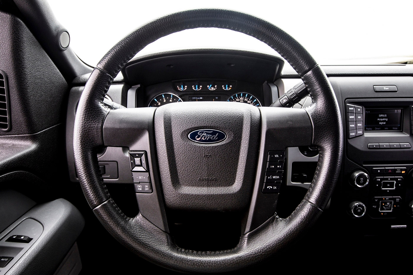 Ford-F-15000026