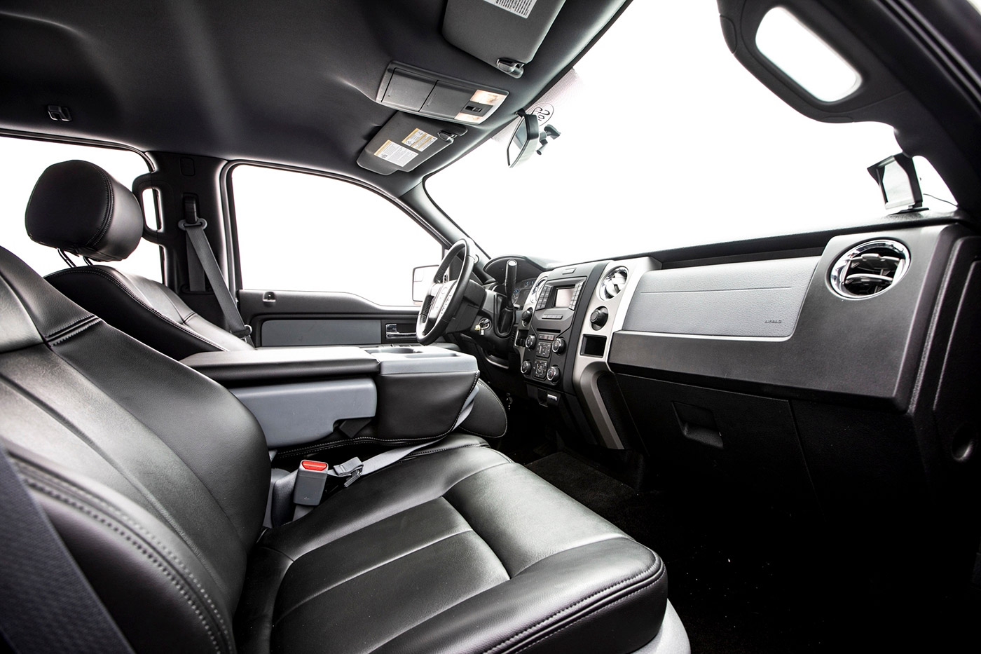 Ford-F-15000036