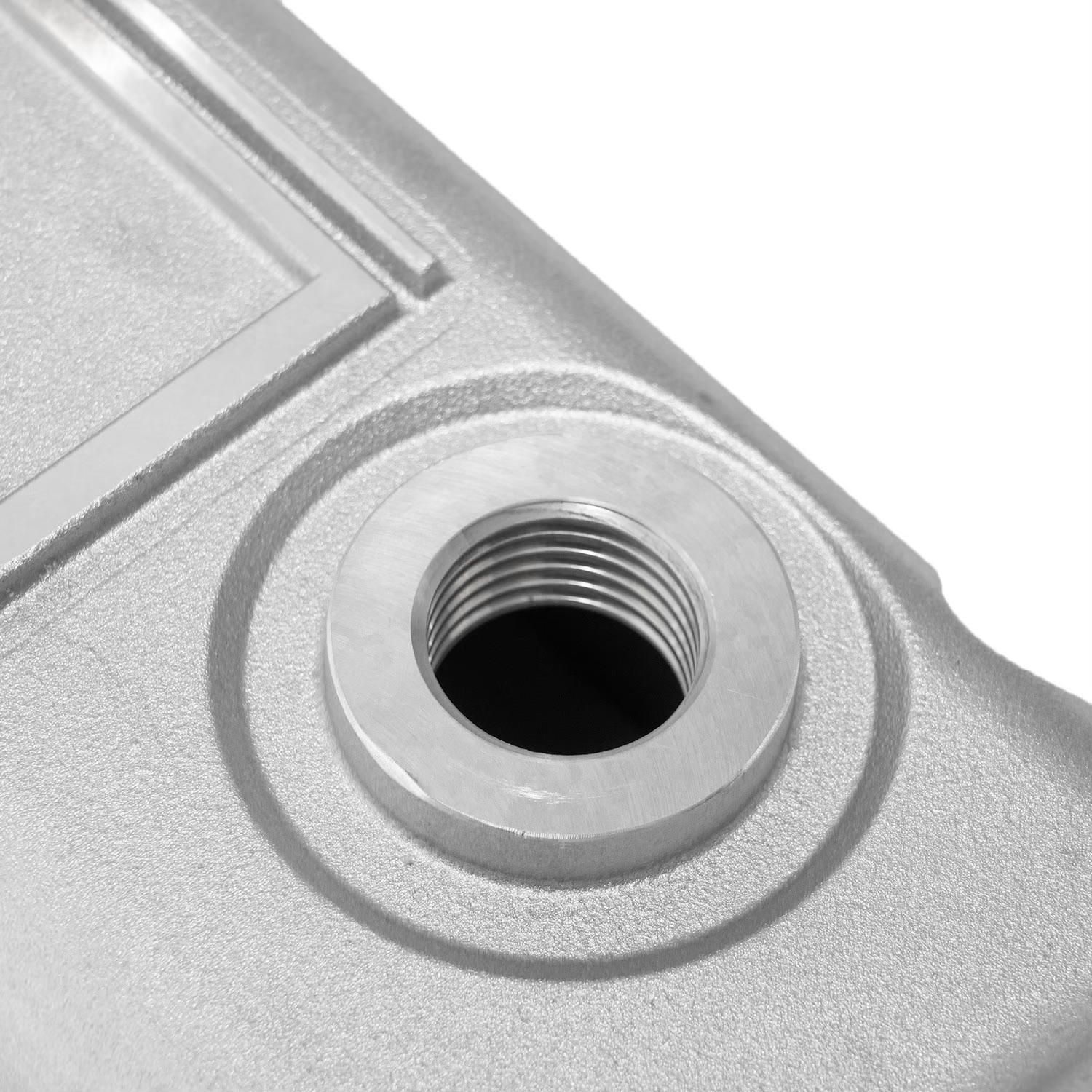 L type engine head cover00008