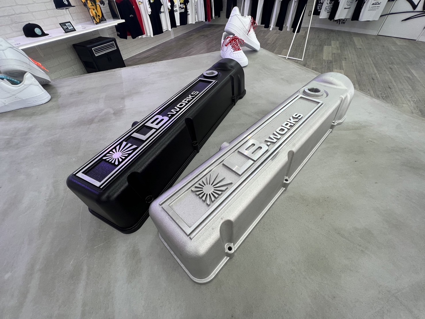 L type engine head cover00012