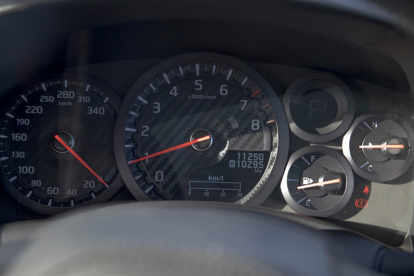 LB-WORKS-NISSAN-GT-R-R35-Dry00011
