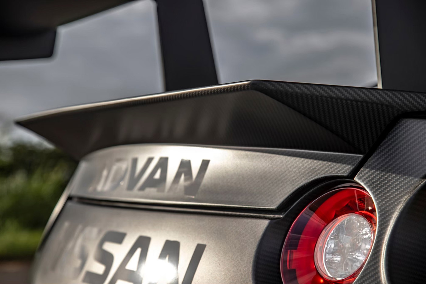 LB-WORKS-NISSAN-GT-R-R35-Dry00022