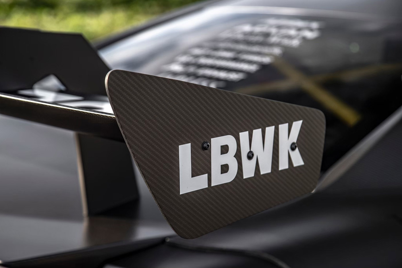 LB-WORKS-NISSAN-GT-R-R35-Dry00025