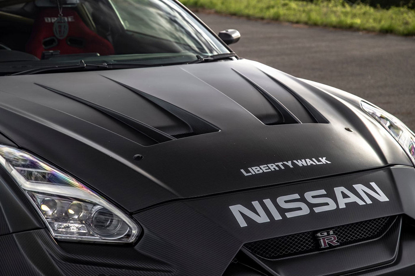 LB-WORKS-NISSAN-GT-R-R35-Dry00037