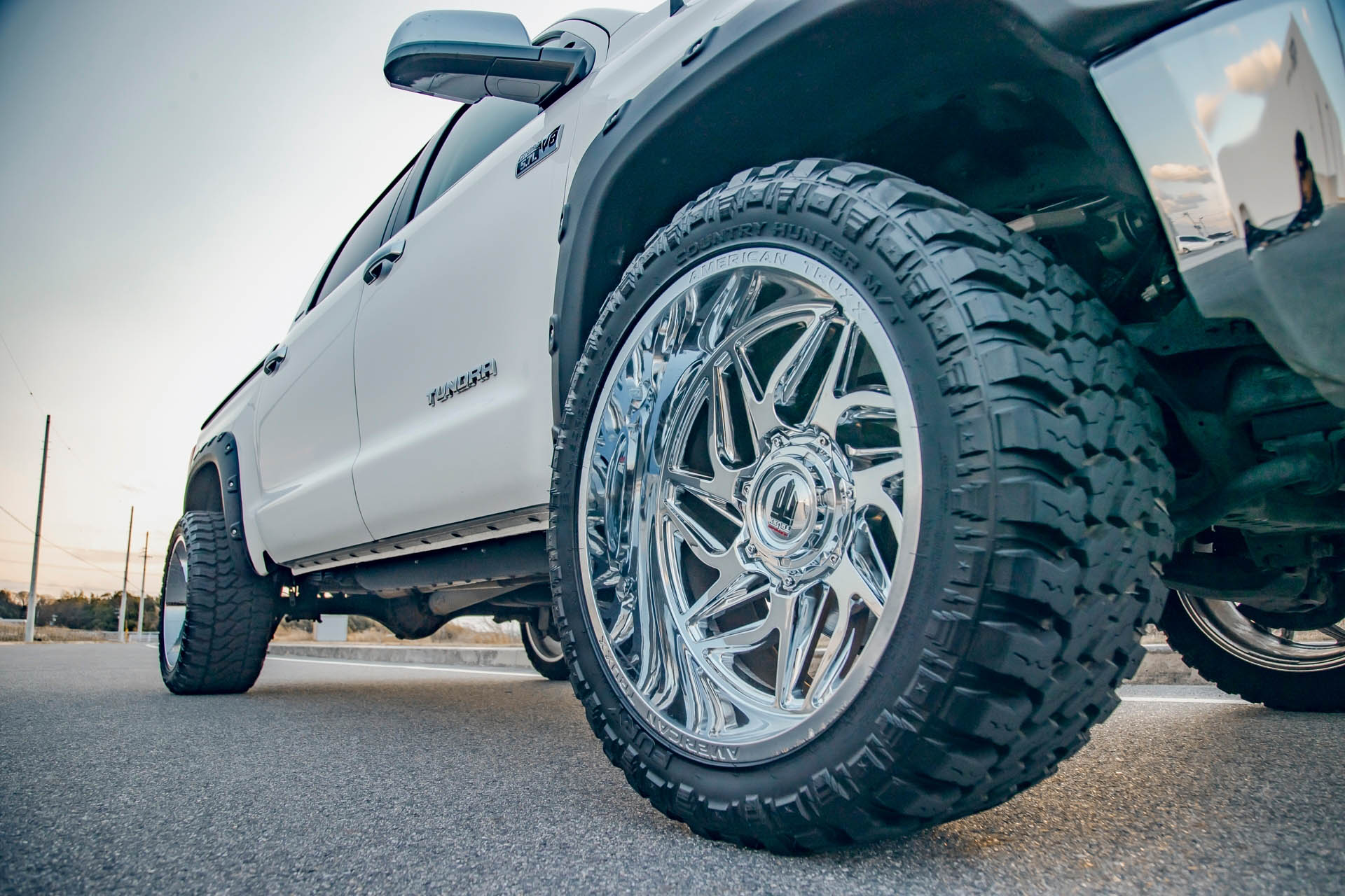 TOYOTA TUNDRA10