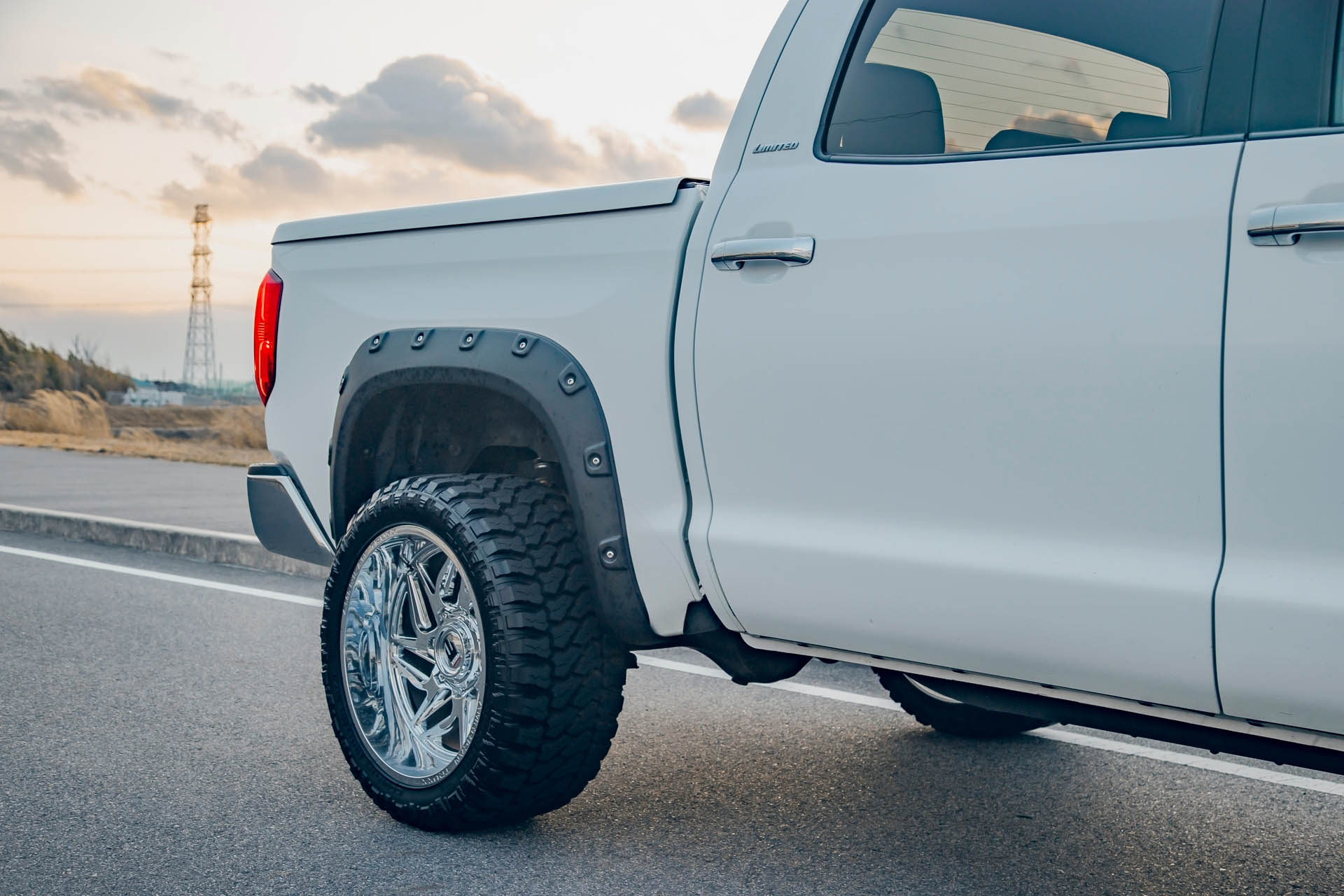 TOYOTA TUNDRA8