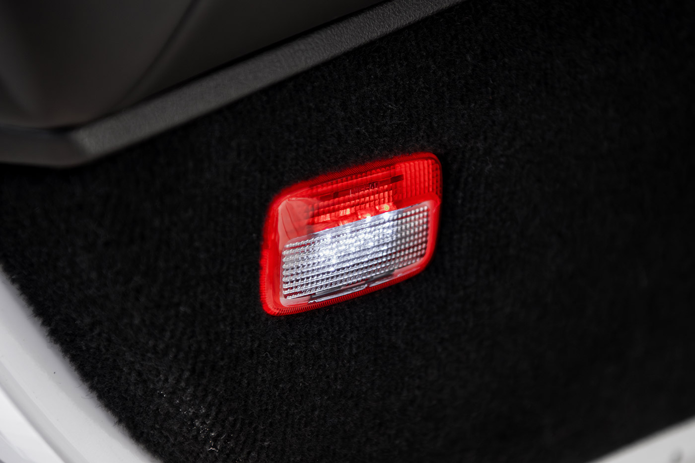 LB-WORKS-NISSAN-GT-R-R35-hokkaido-naisou00009