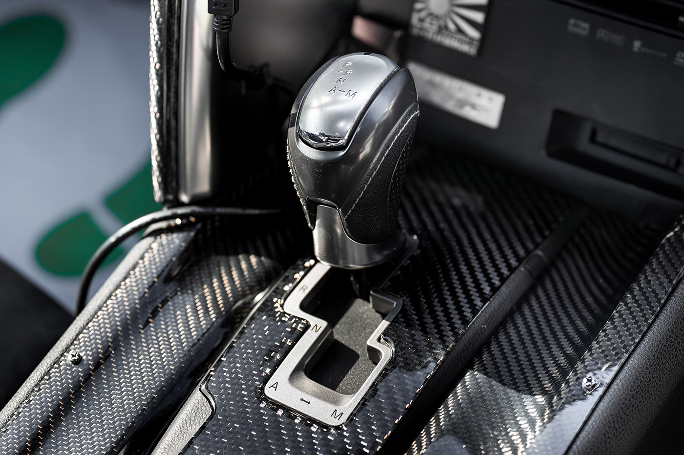LB-WORKS-NISSAN-GT-R-R35-hokkaido-naisou00015