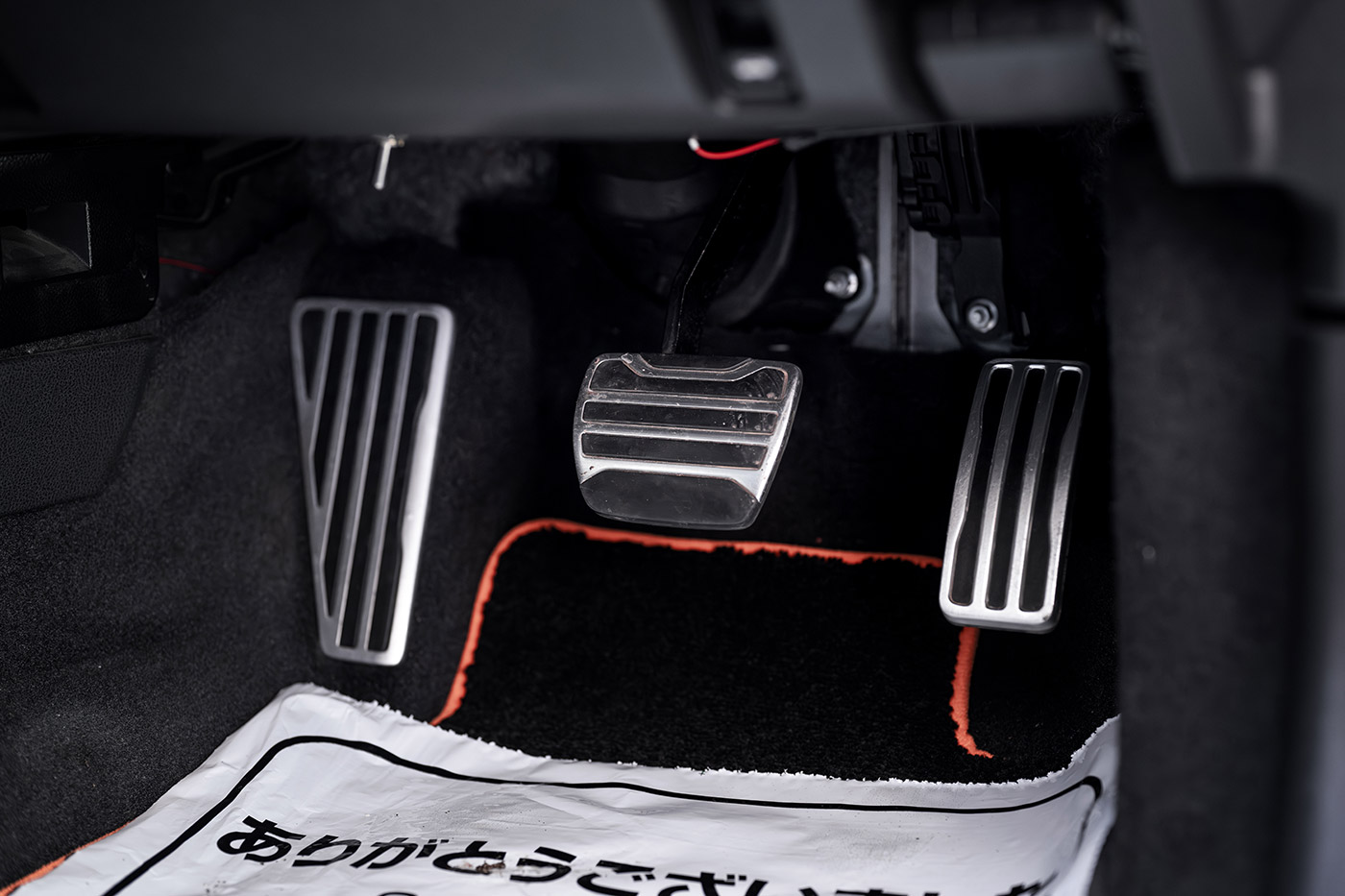LB-WORKS-NISSAN-GT-R-R35-hokkaido-naisou00024