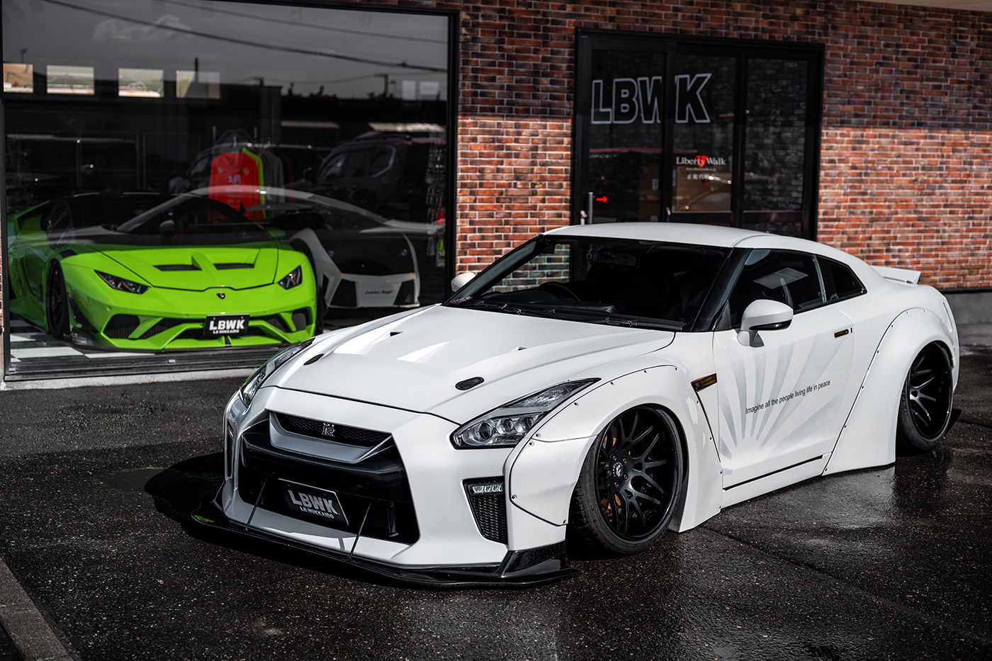 LB-WORKS-NISSAN-GT-R-R35-hokkaido00003