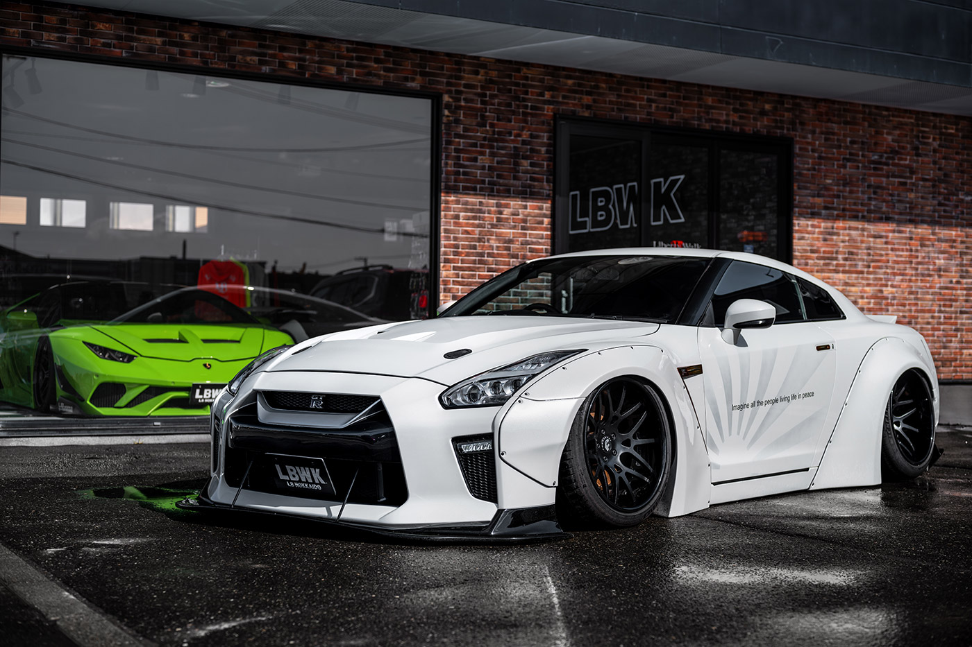 LB-WORKS-NISSAN-GT-R-R35-hokkaido00004