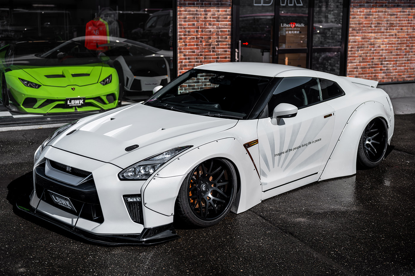 LB-WORKS-NISSAN-GT-R-R35-hokkaido00005