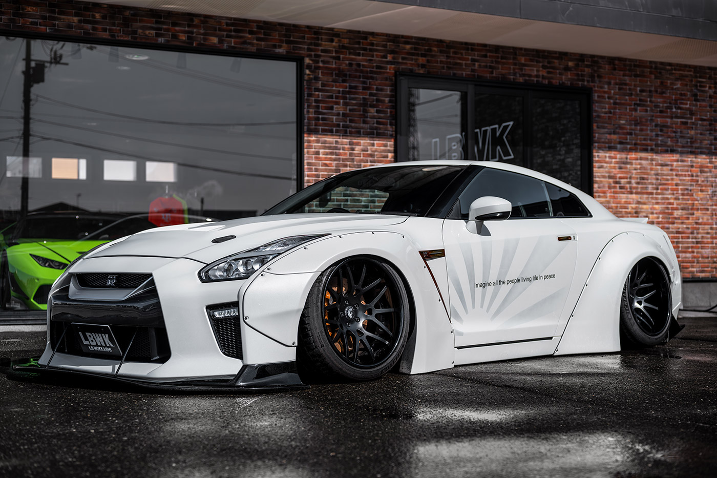 LB-WORKS-NISSAN-GT-R-R35-hokkaido00006