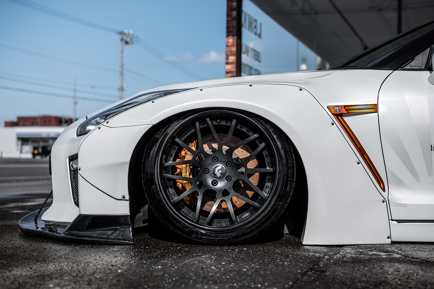 LB-WORKS-NISSAN-GT-R-R35-hokkaido00015