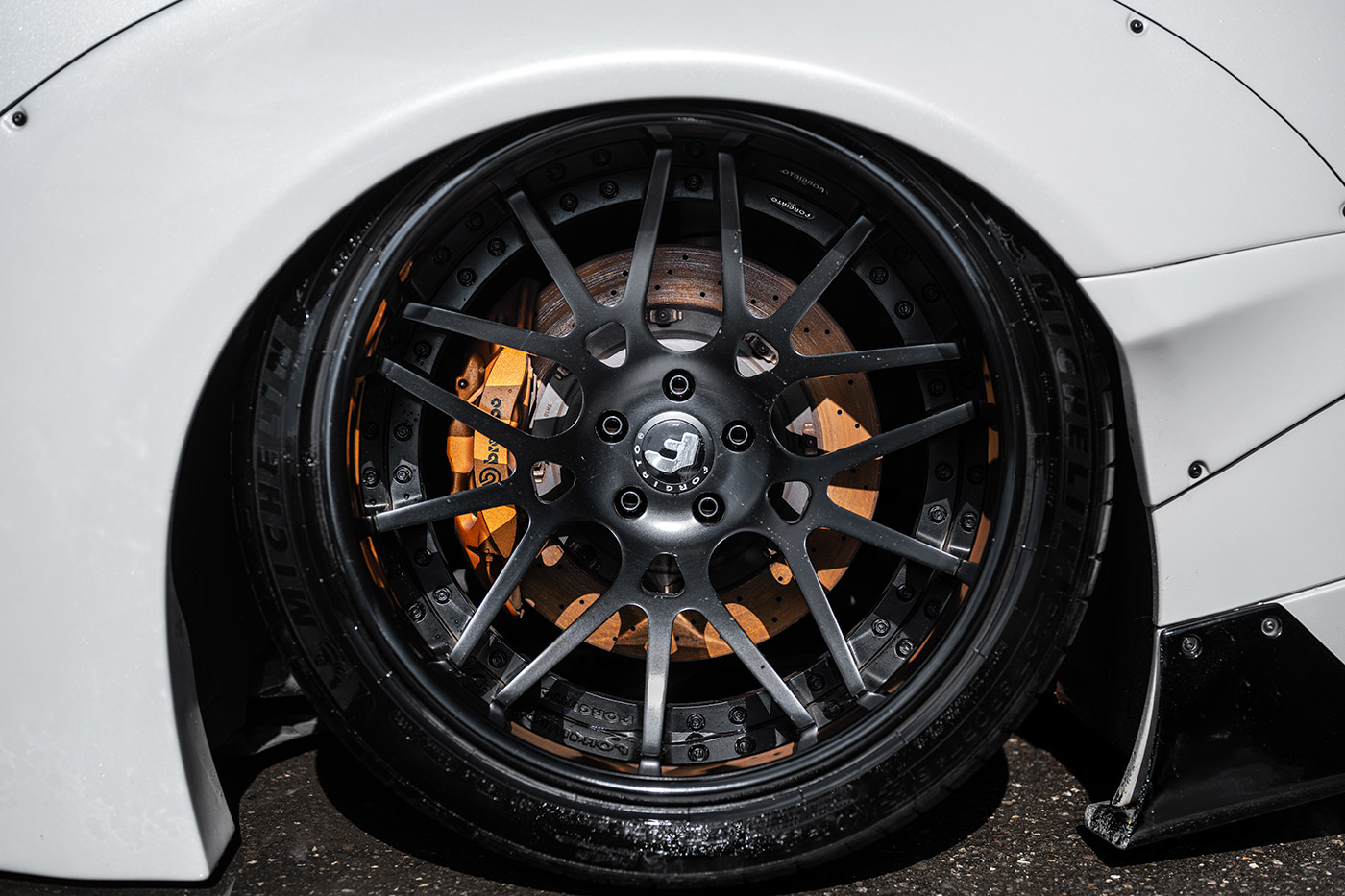 LB-WORKS-NISSAN-GT-R-R35-hokkaido00017