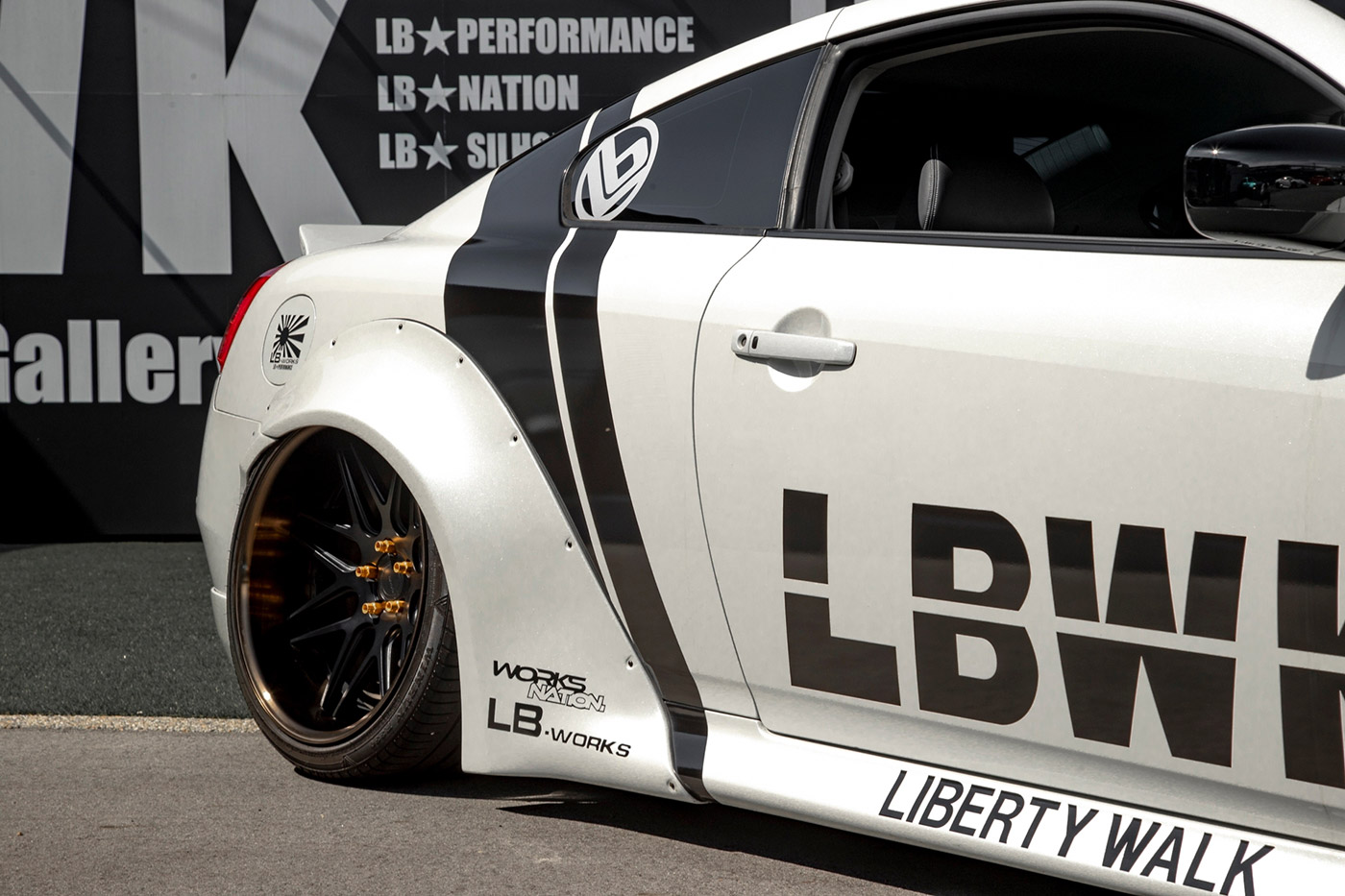 LB-WORKS-NISSAN-SKYLINE-V36-gifu_00033