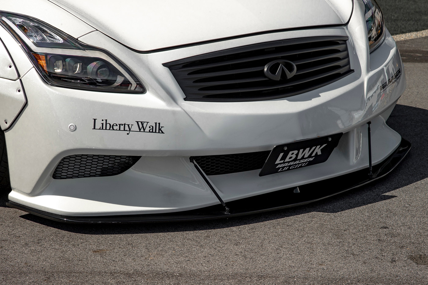 LB-WORKS-NISSAN-SKYLINE-V36-gifu_00039