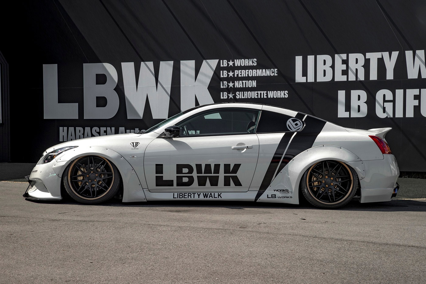 LB-WORKS-NISSAN-SKYLINE-V36-gifu_00045
