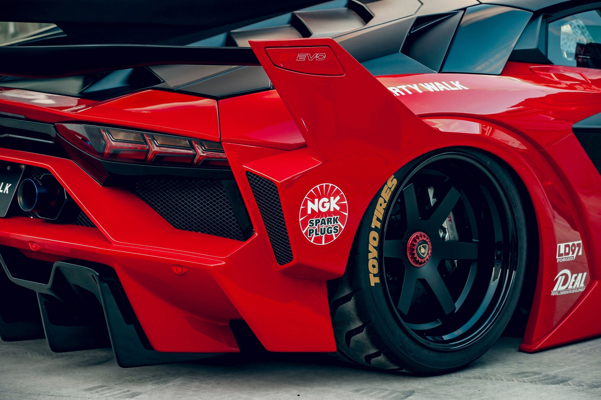LB-Silhouette-WORKS-AVENTADOR-GT-Evo-complete47