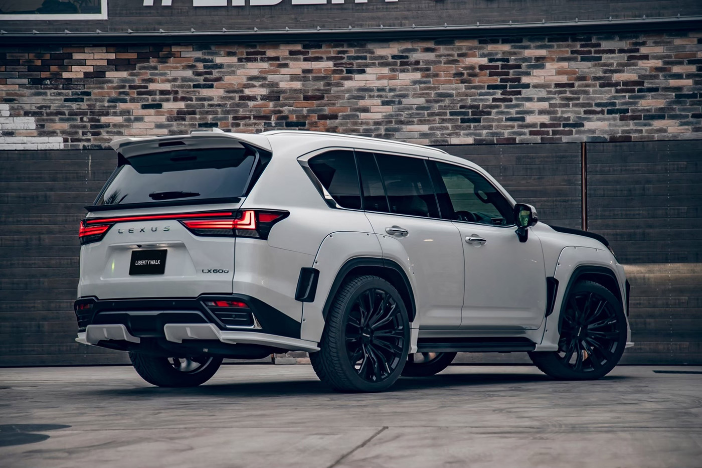 LB-WORKS-LEXUS-LX600-Full-Complete00020