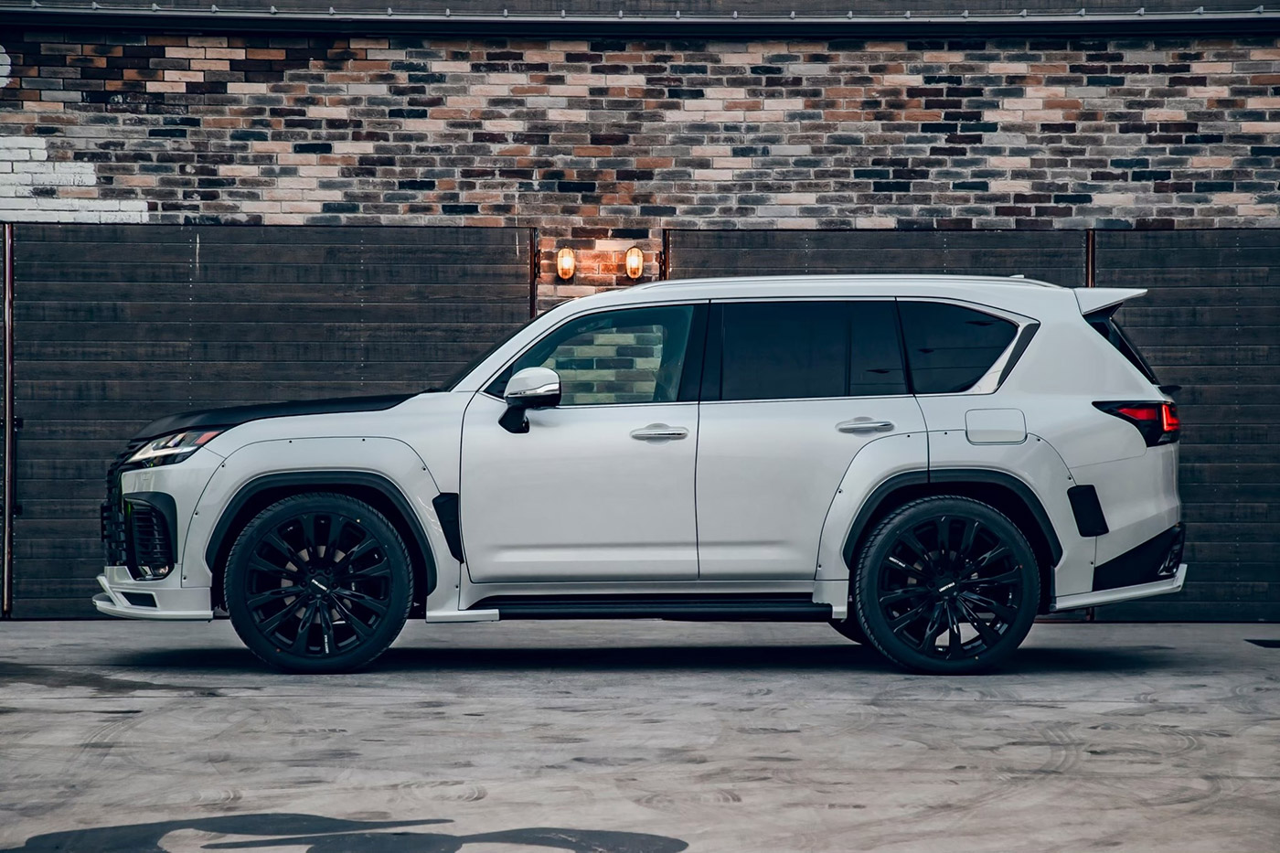 LB-WORKS-LEXUS-LX600-Full-Complete00023