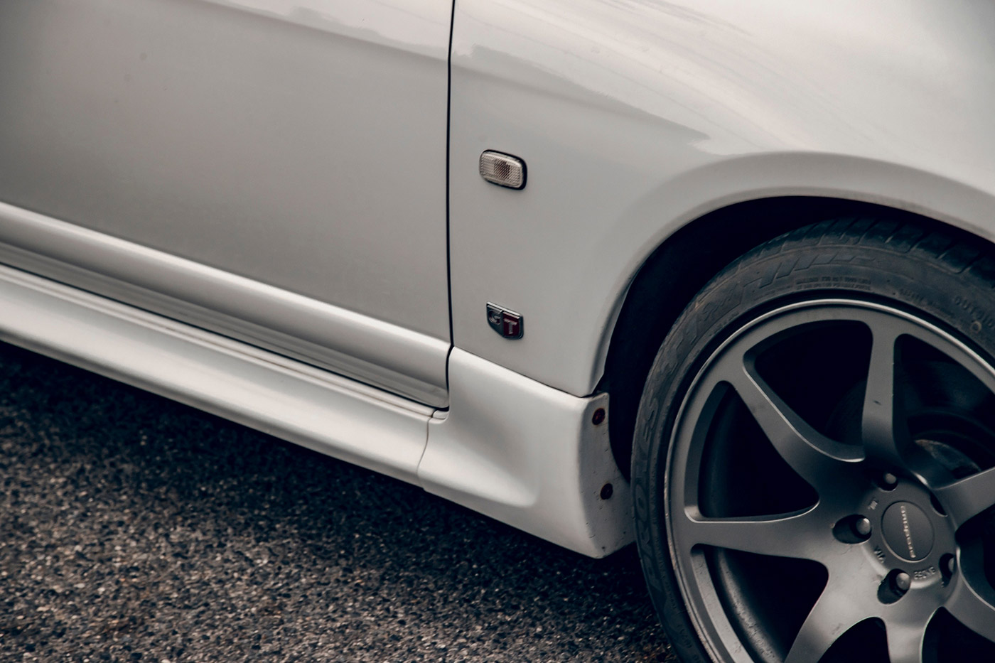 NISSAN-SKYLINE-R33-GT-R00034