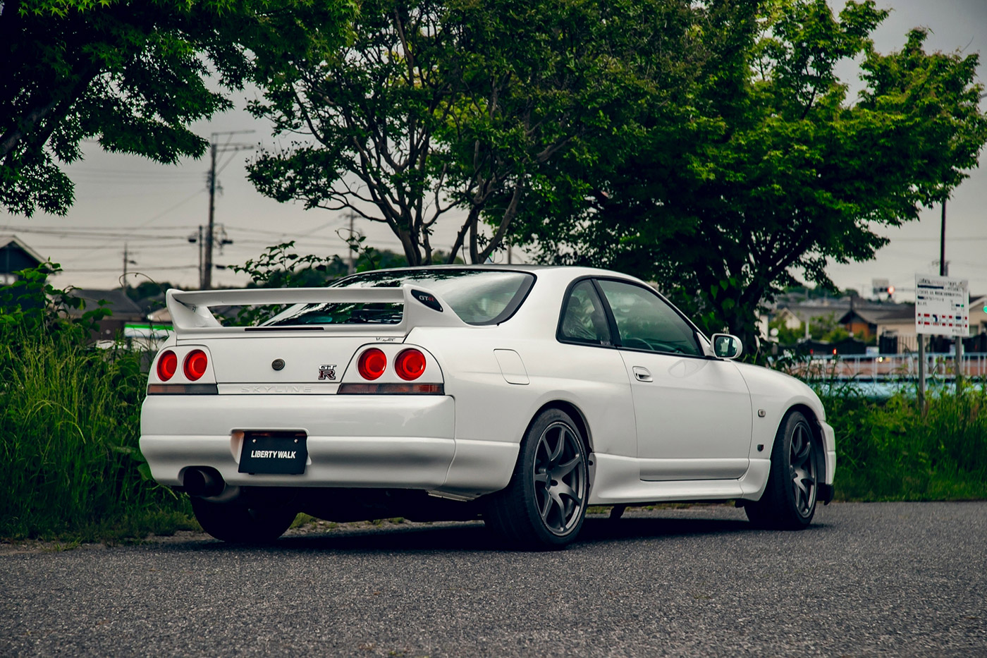 NISSAN-SKYLINE-R33-GT-R00043
