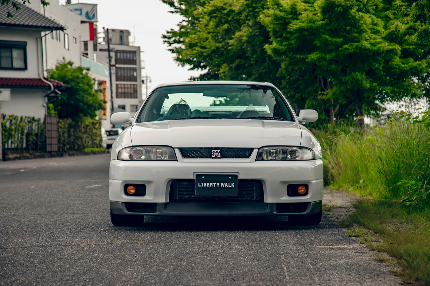 NISSAN-SKYLINE-R33-GT-R00048