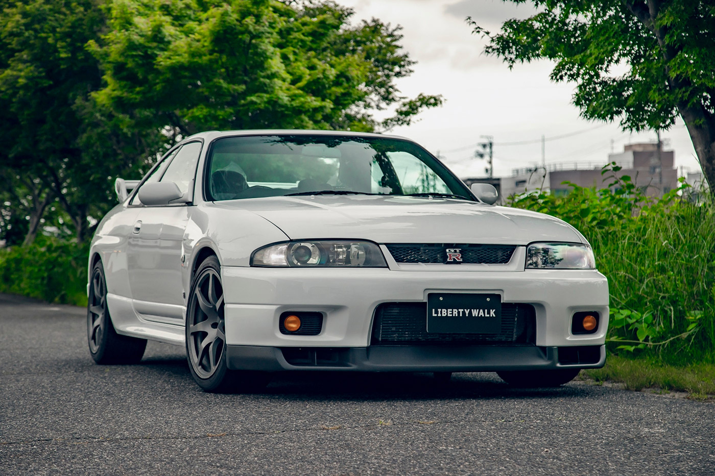 NISSAN-SKYLINE-R33-GT-R00049