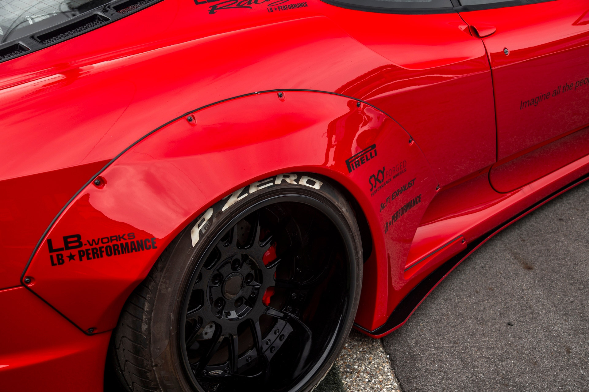 LB-WORKS-FERRARI-F43035