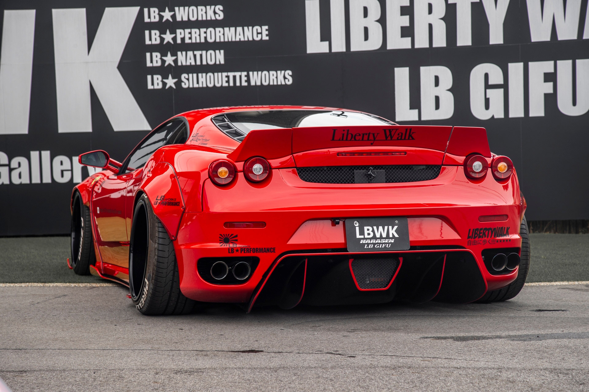 LB-WORKS-FERRARI-F43049