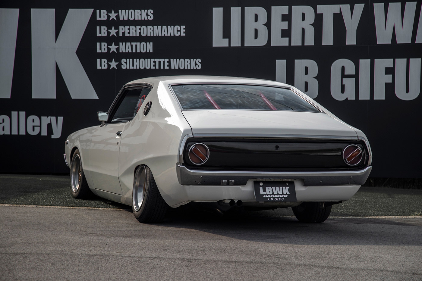 NISSAN-SKYLINE-C110-2000GTX-“ken&merry”00040