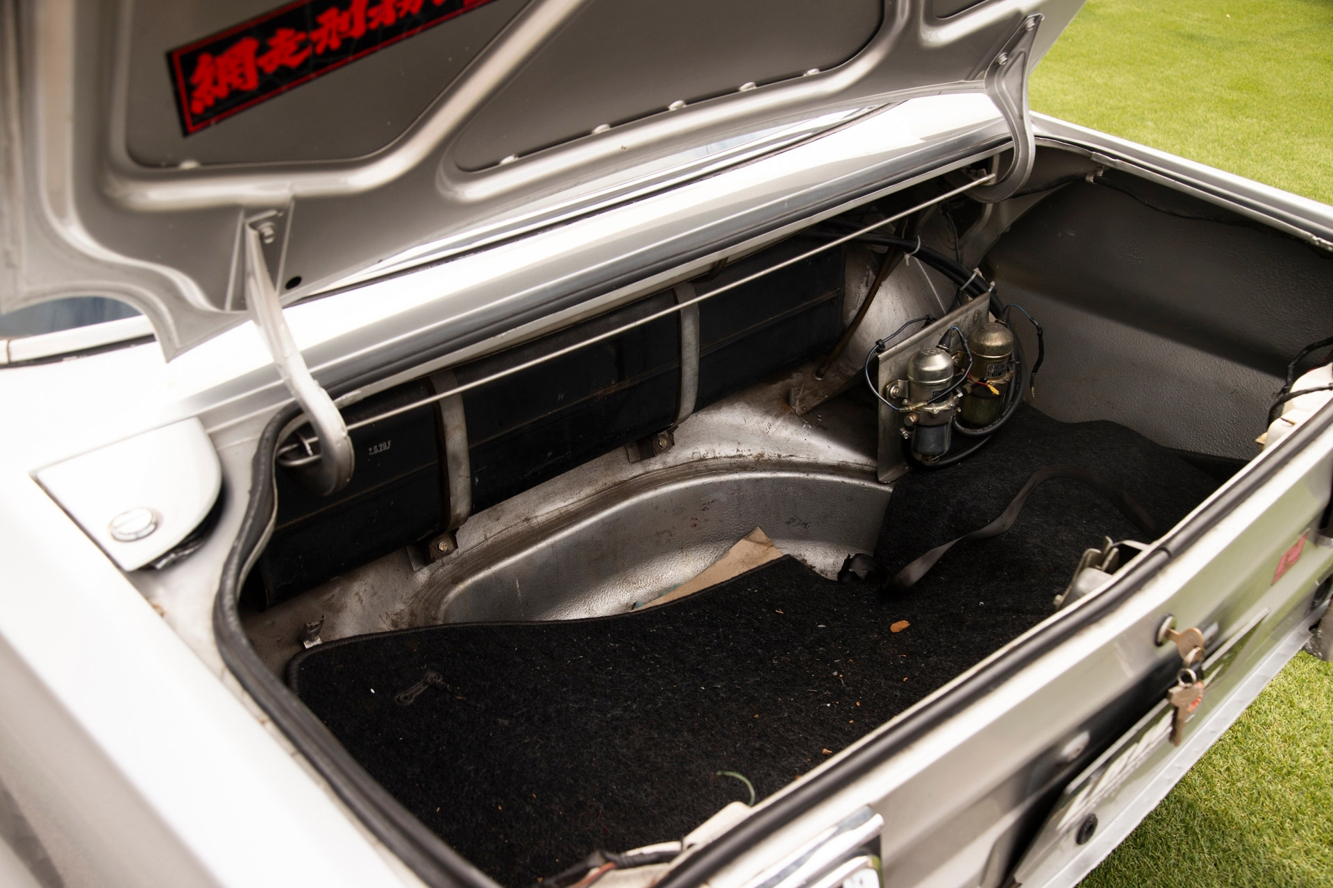 NISSAN-SKYLINE-“HAKOSUKA”-ハコスカ-4D-Works-Style3