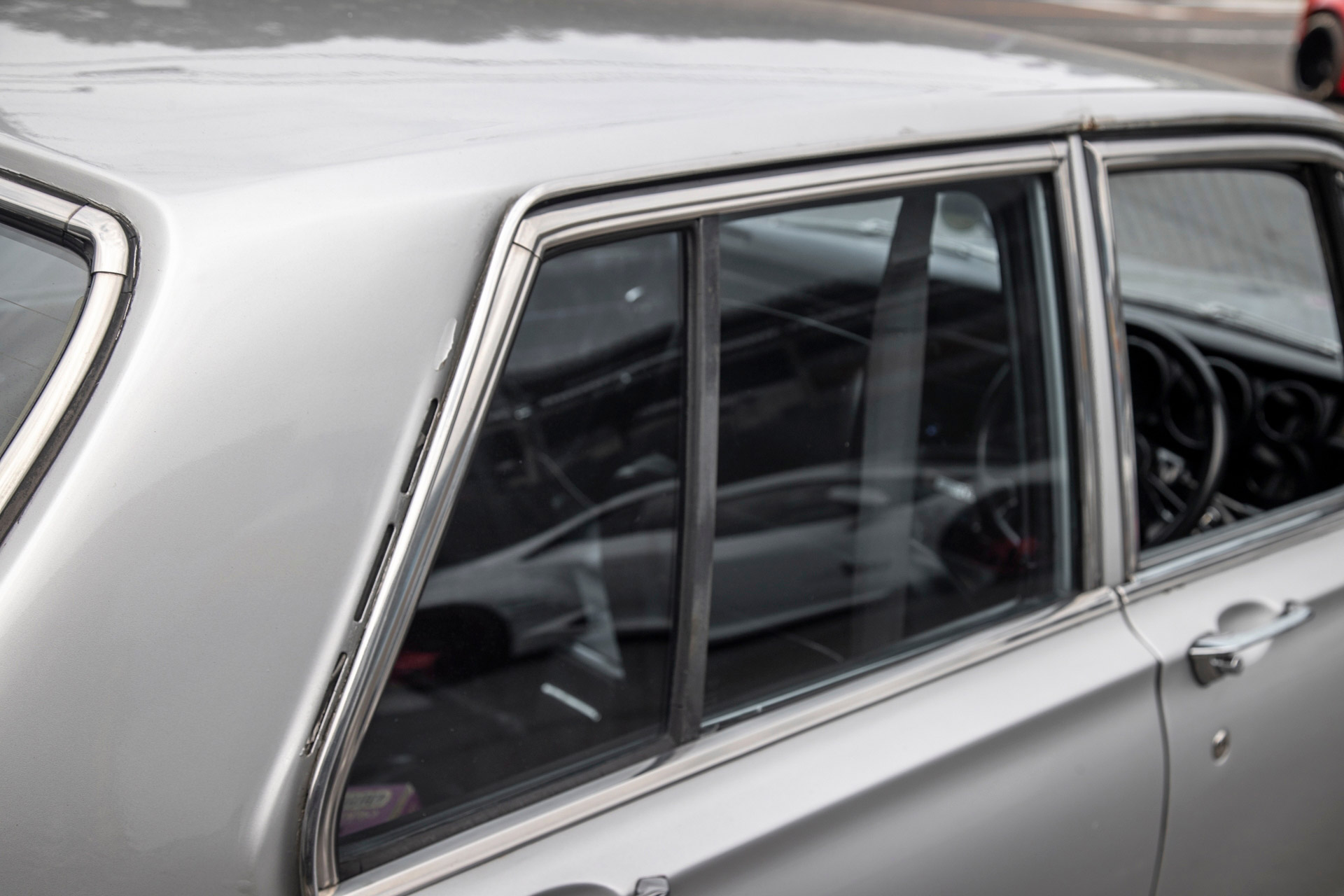 NISSAN-SKYLINE-“HAKOSUKA”-ハコスカ-4D-Works-Style39