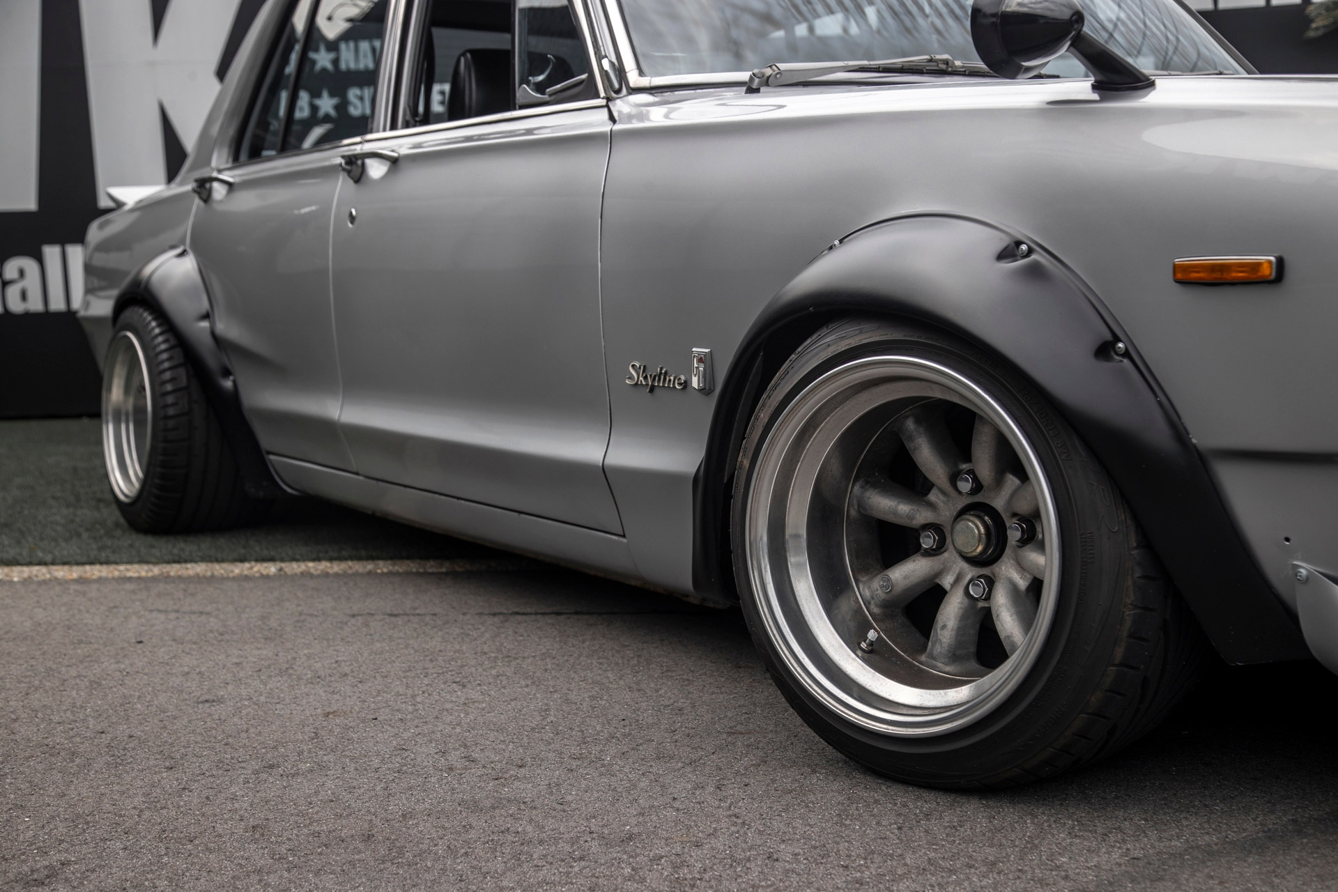 NISSAN-SKYLINE-“HAKOSUKA”-ハコスカ-4D-Works-Style42