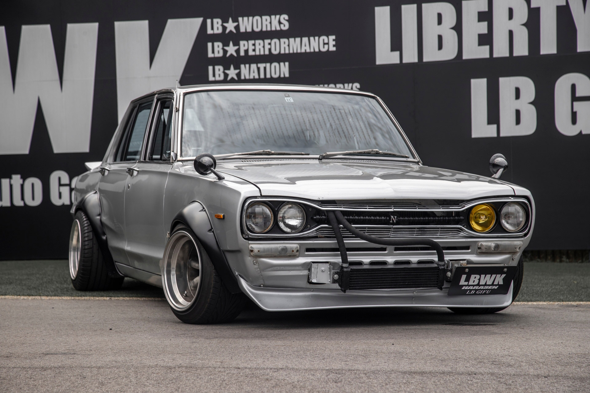 NISSAN-SKYLINE-“HAKOSUKA”-ハコスカ-4D-Works
