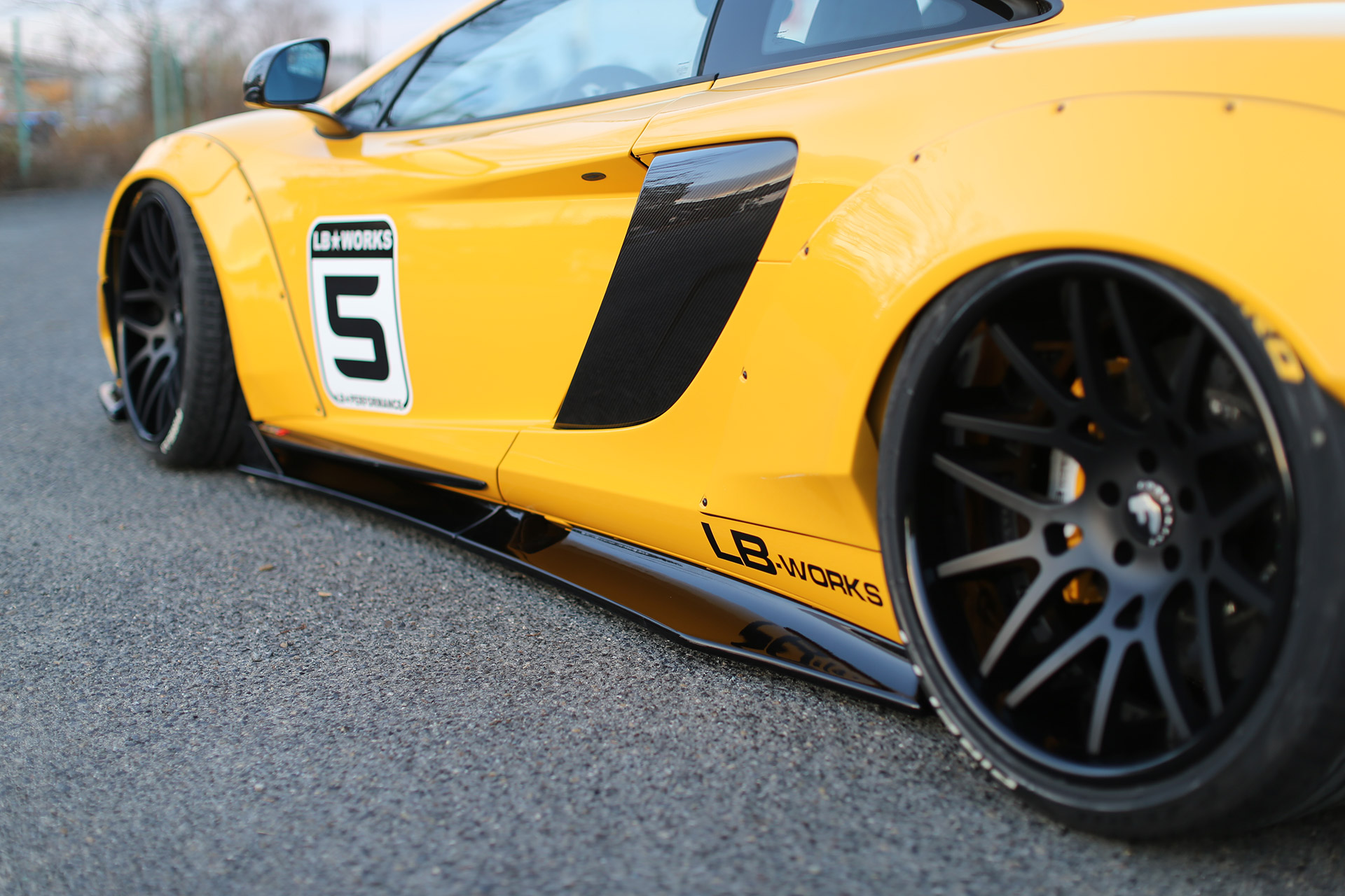 LB-WORKS Mclaren 650S : MP4-12c5