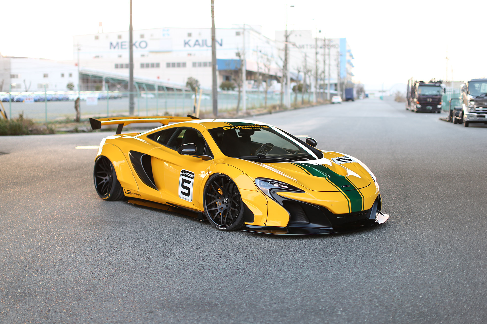 LB-WORKS Mclaren 650S : MP4-12c7