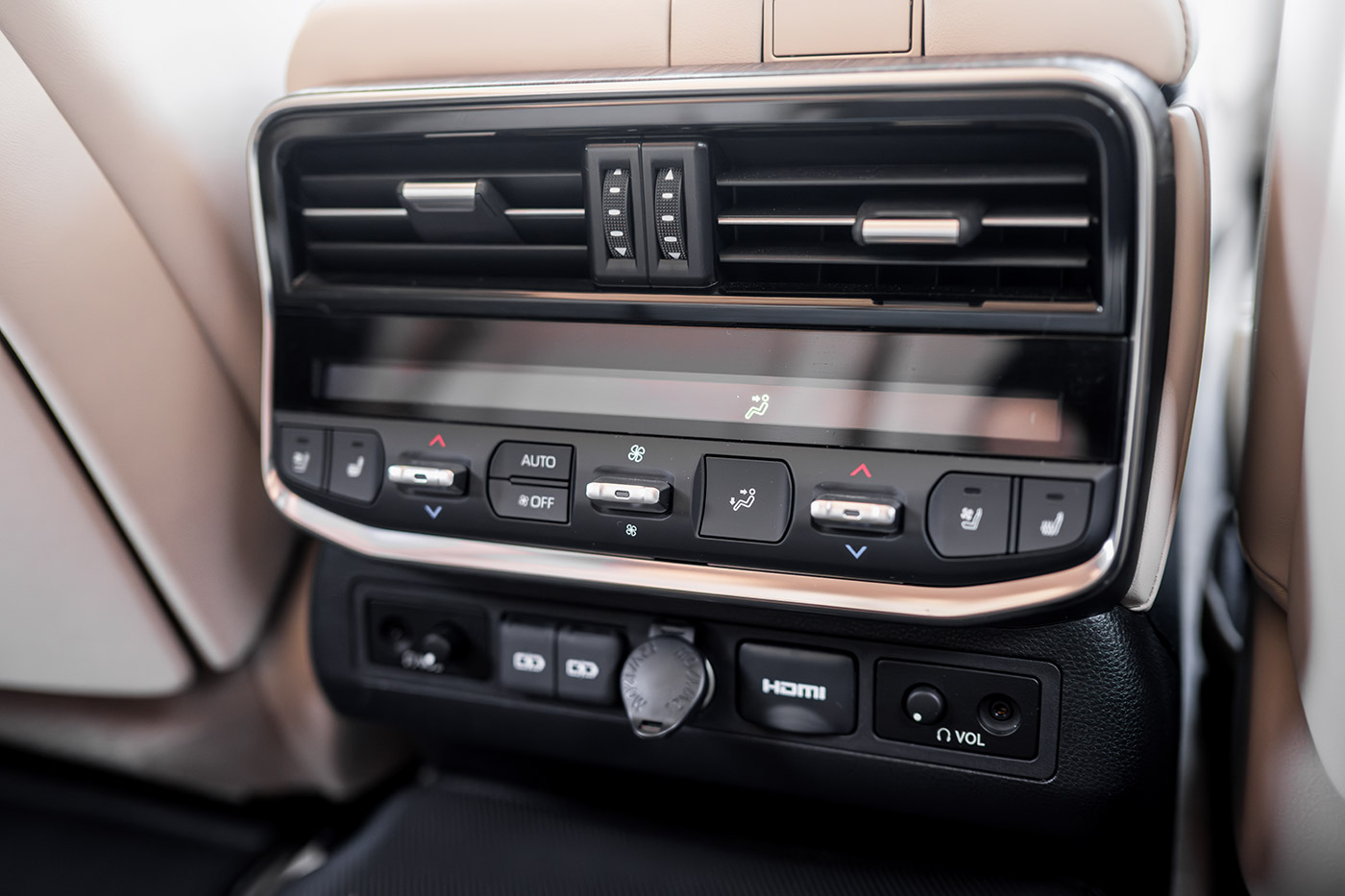 LB-WORKS-TOYOTA-LAND-CRUISER-30000022