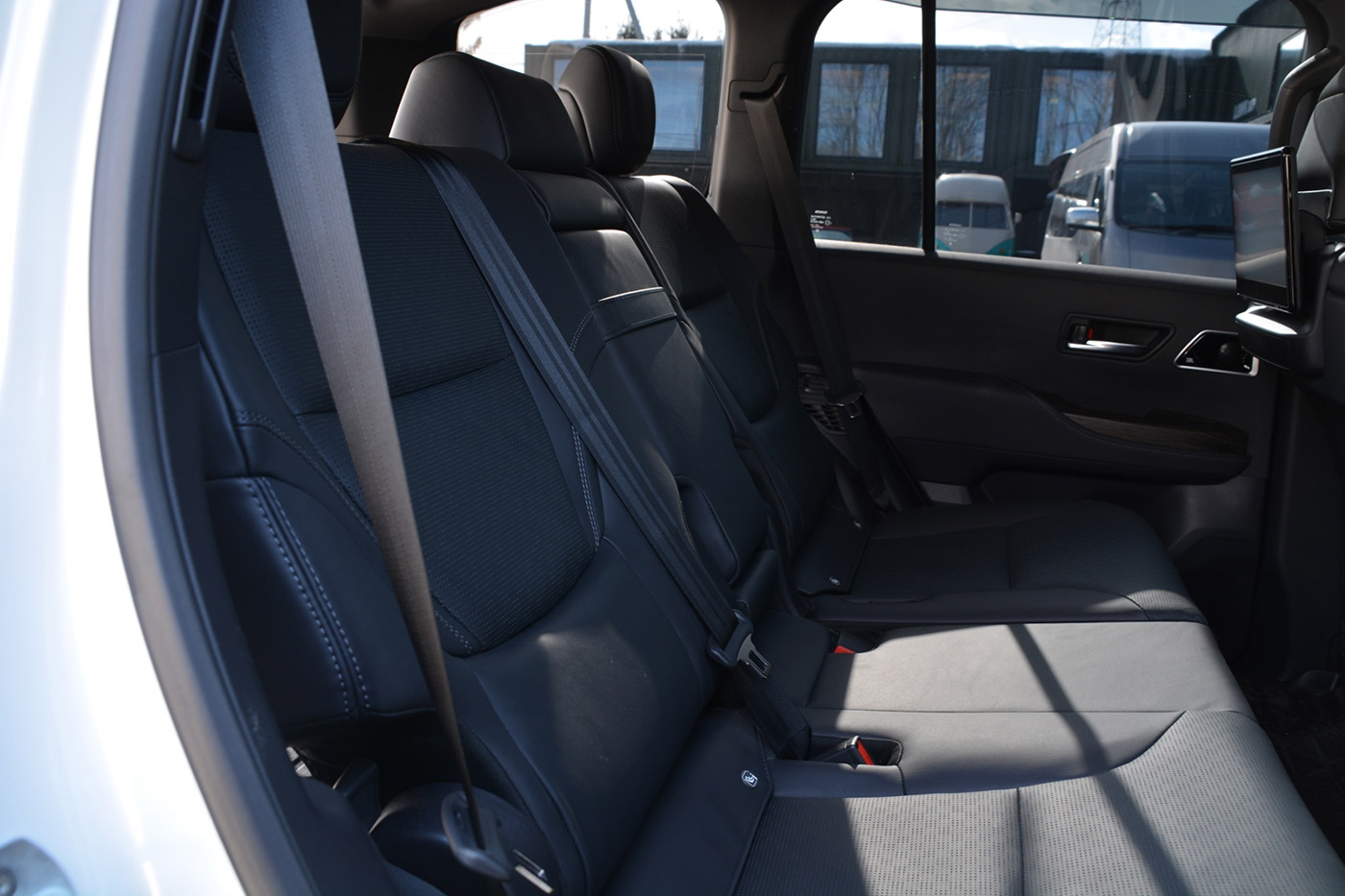 LB-WORKS-TOYOTA-LAND-CRUISER-30000039
