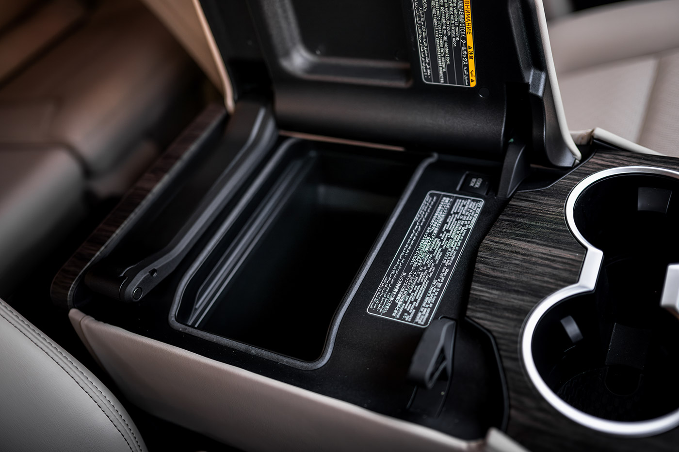 LB-WORKS-TOYOTA-LAND-CRUISER-30000042