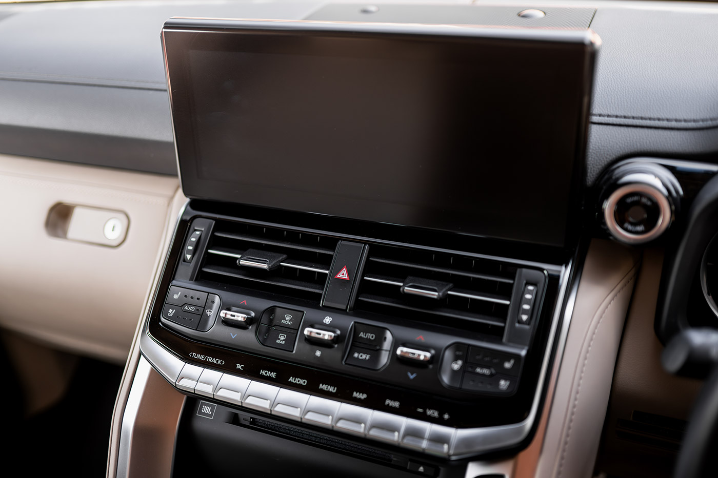 LB-WORKS-TOYOTA-LAND-CRUISER-30000047